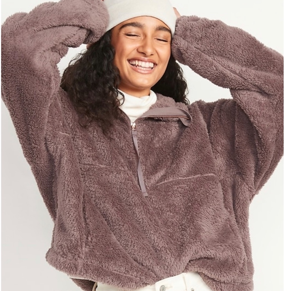NWT High-Neck Half-Zip Sherpa Sweatshirt